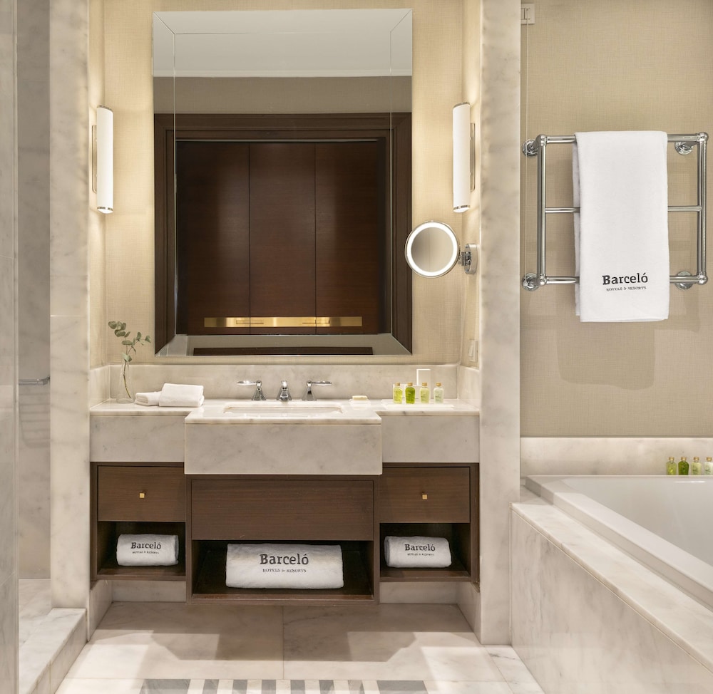 Barcelo İstanbul - Image 32