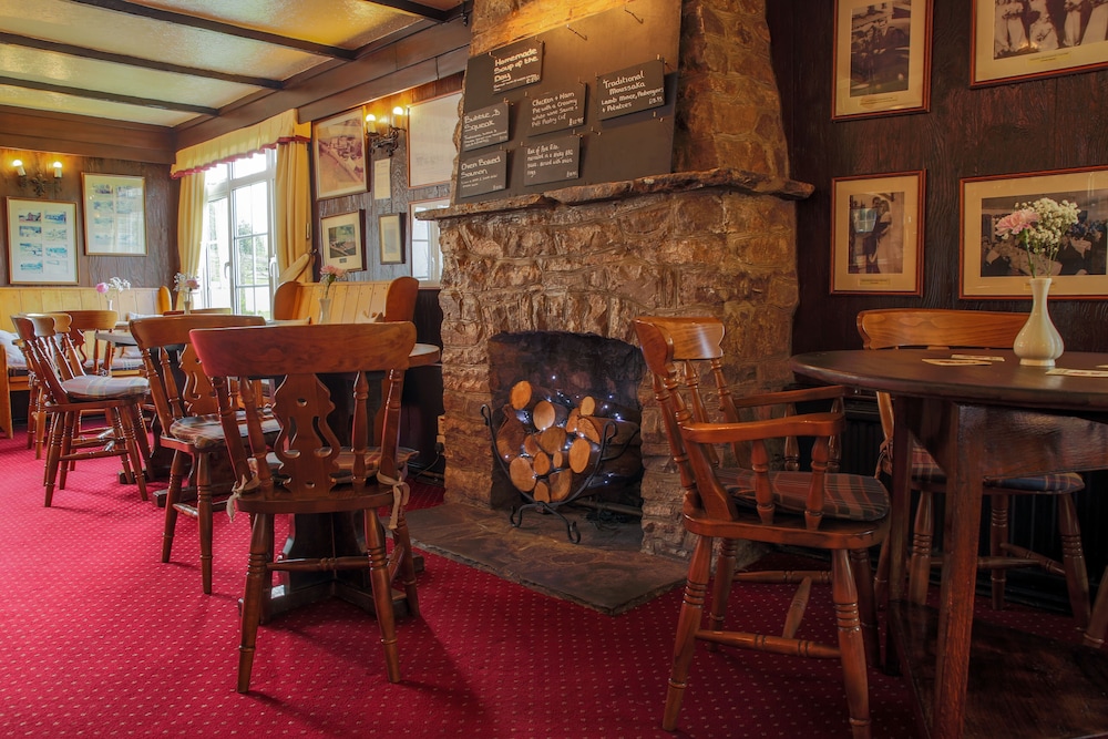 The Greyhound Inn & Hotel