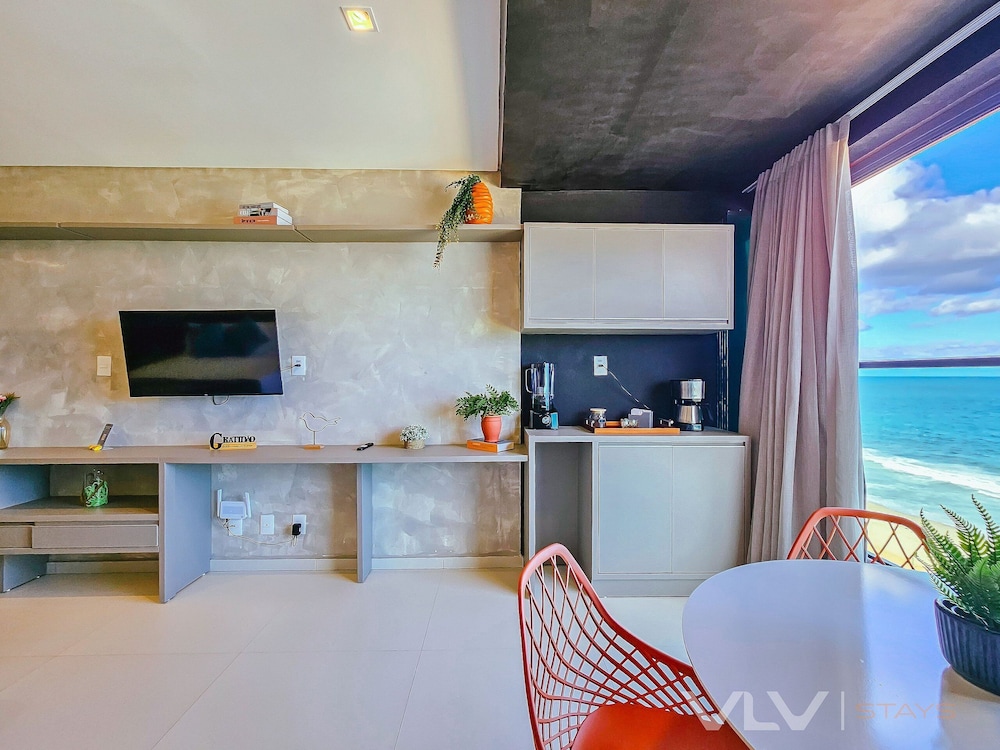 Art Studio by VLV Stays