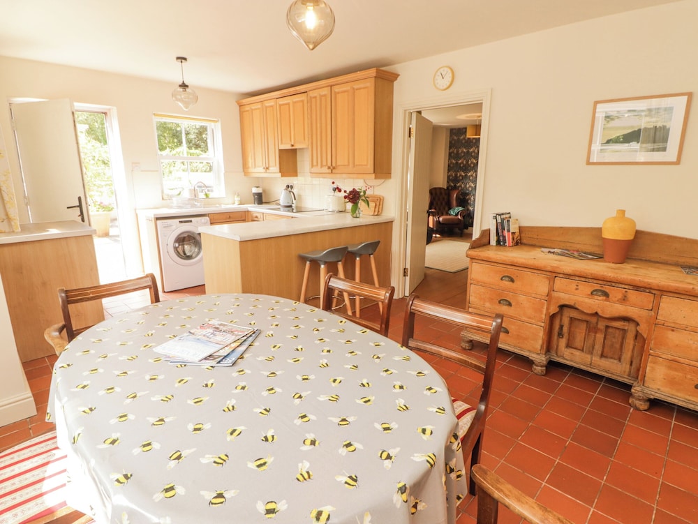 Meadow Cottage