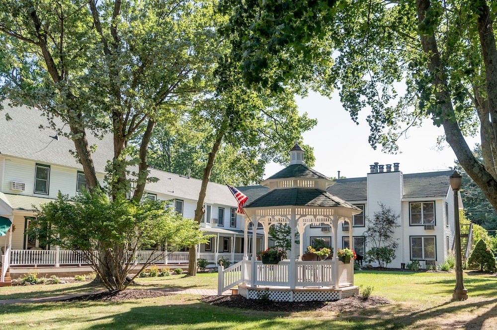 Rosemont Inn Resort B&B