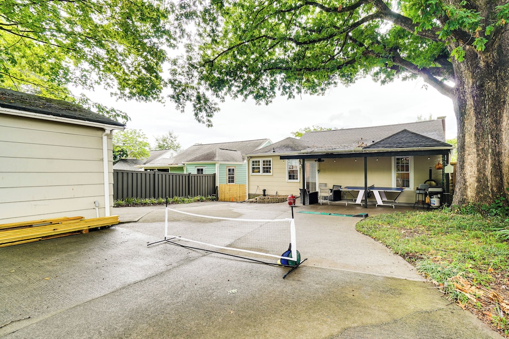 Cookout Ready: Walkable Home in Bearden Village