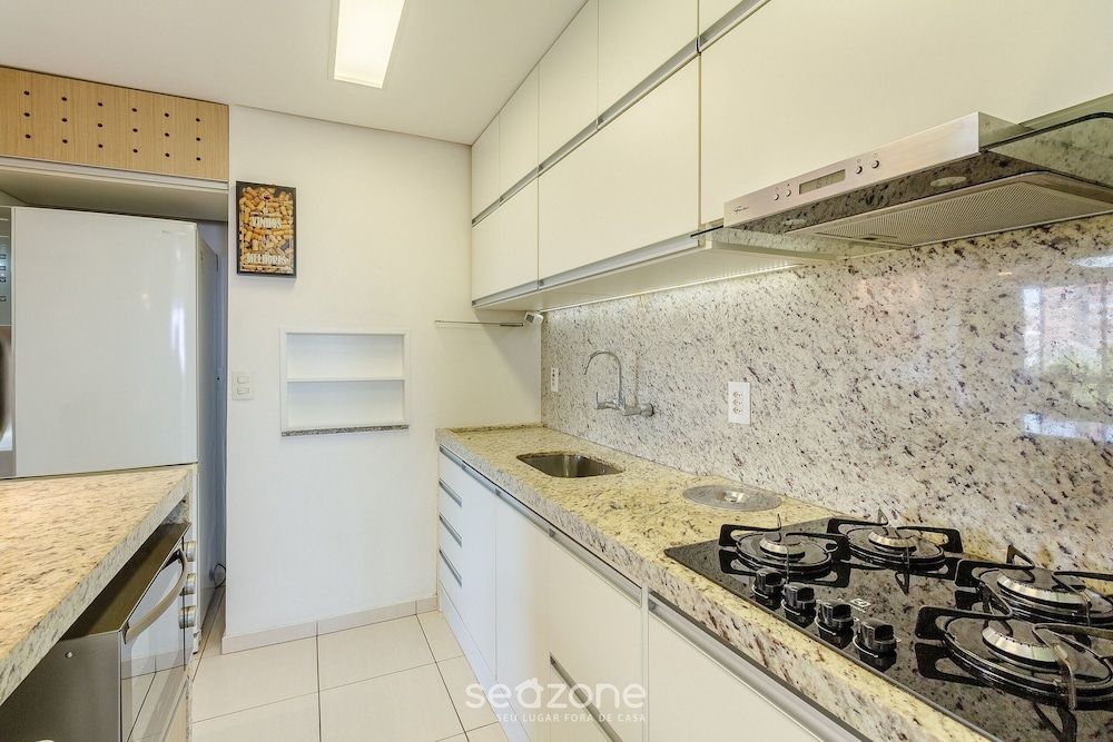 Beautiful Apartment With Barbecue in PoA Rps0460