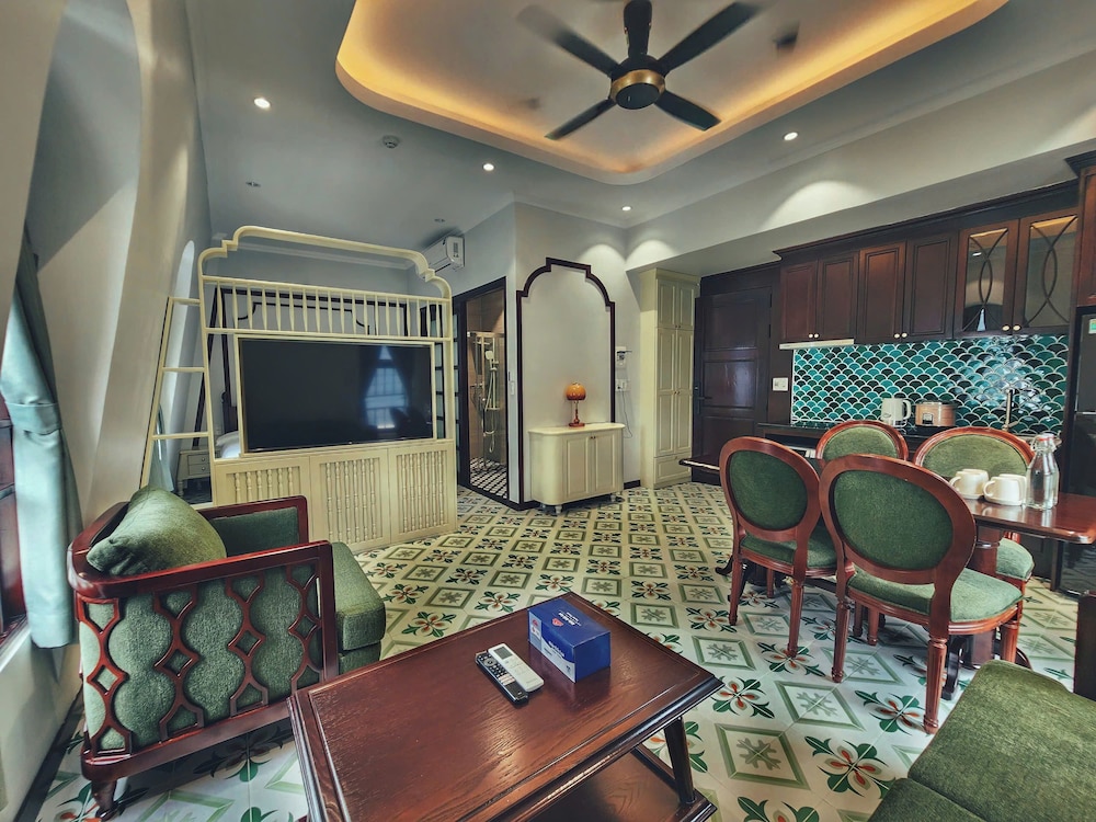 JULIE's HOUSE - LUXURY APARTMENT - HUE