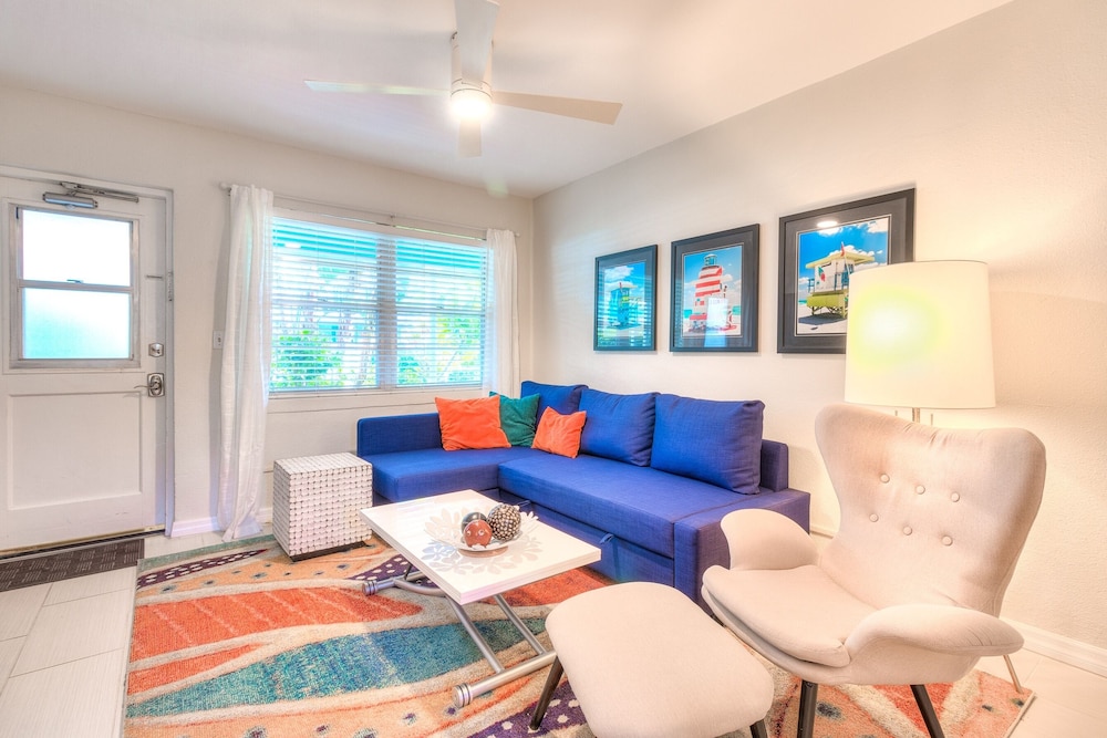 Tropic Terrace #21 - Beachfront Rental Studio Bedroom Apts by RedAwning view 2