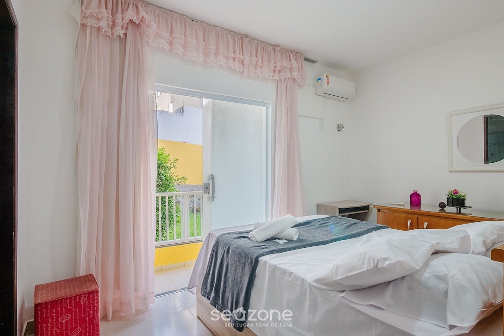 Stay With Pool 250m From the sea in Stella Maris, Salvador - DIA