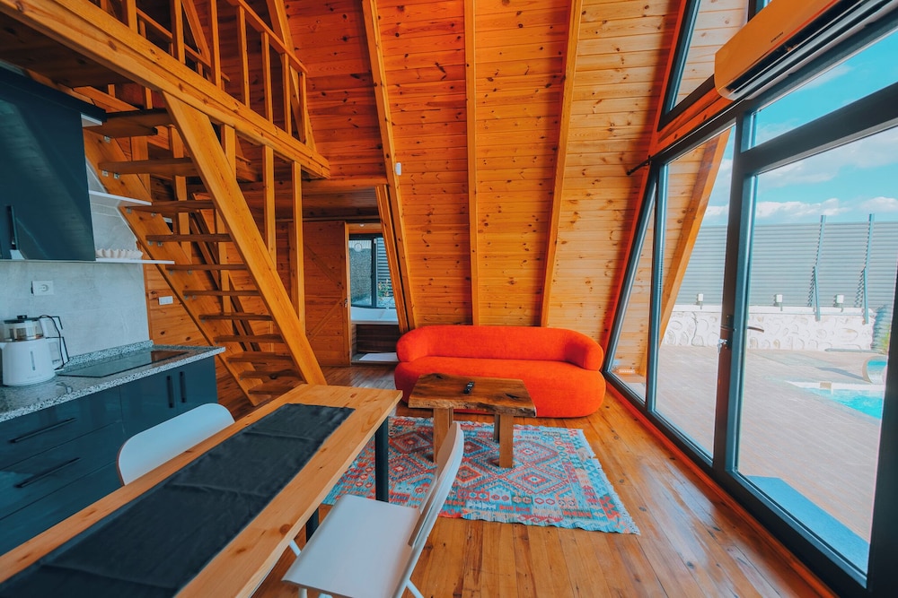Sun Valley Bungalow