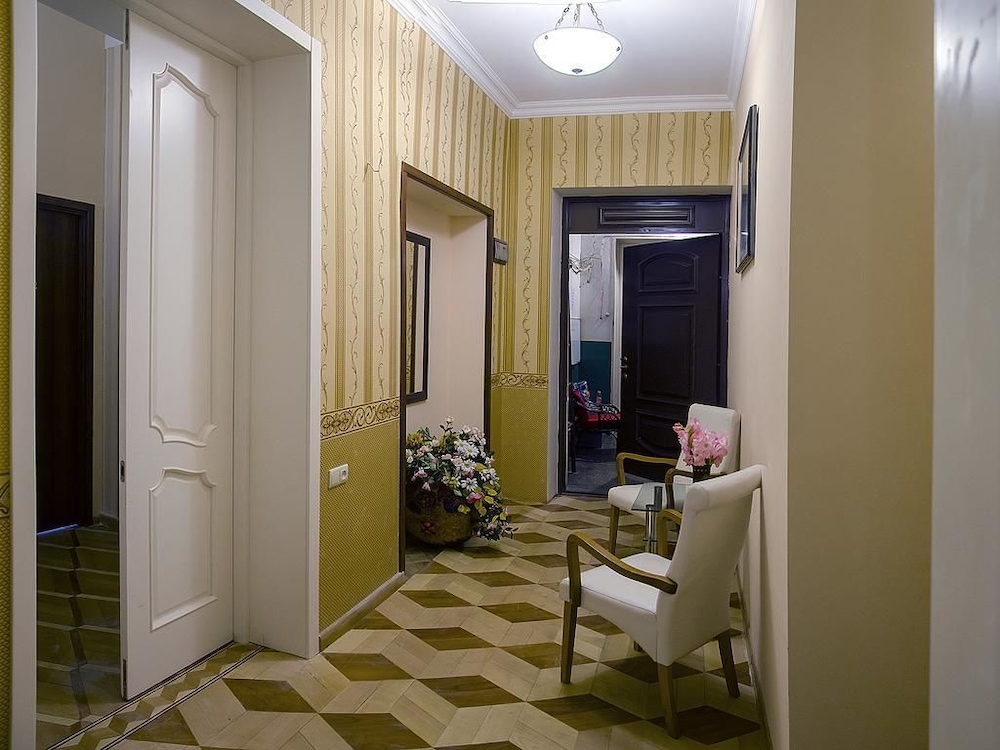 Griboedov Hostel & Suites view 2