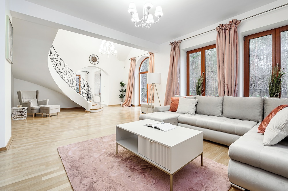 Lumina amazing house in Warsaw