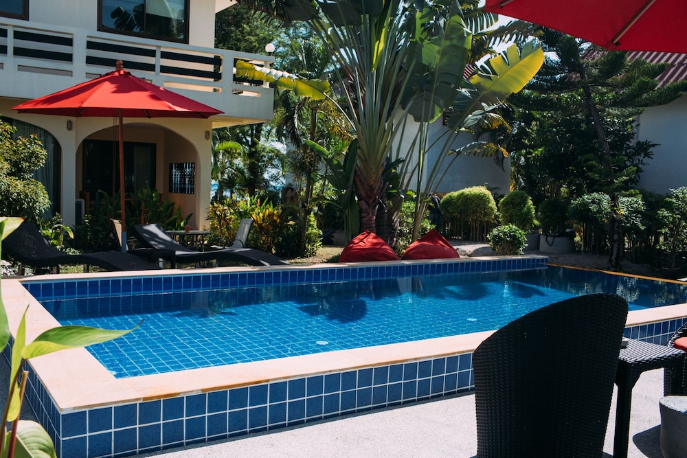 Charu Bay Villas