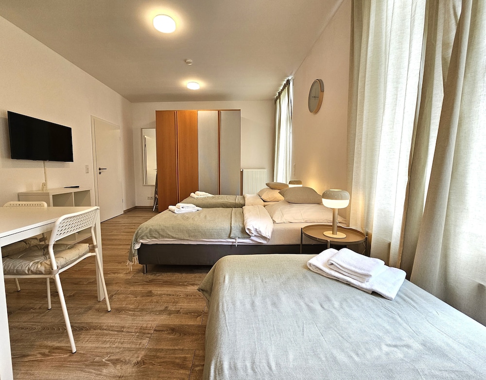 Airport Messe Apartments