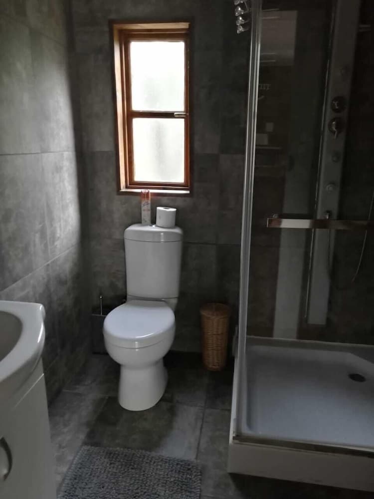 Photo 32