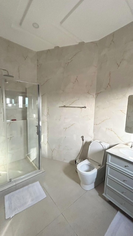 Ocean Breeze Luxury Apartments