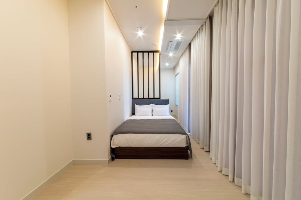 Raviens Maison de Hotel