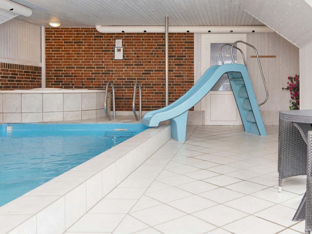 4 Star Holiday Home in Ulfborg view 3