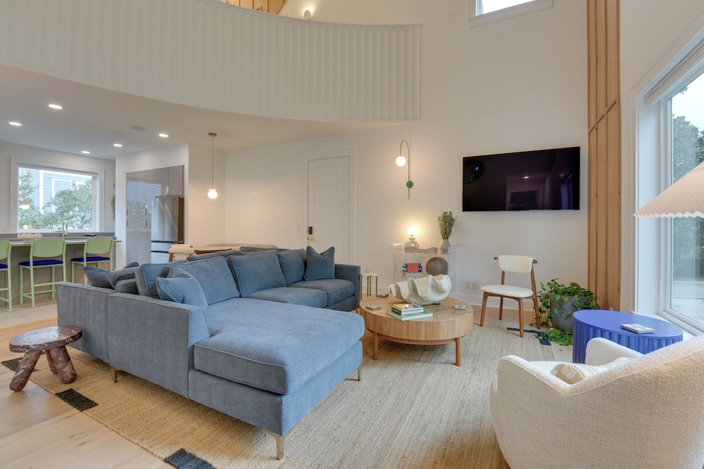 Stroll to Shore, Modern Santa Rosa Beach Duplex!