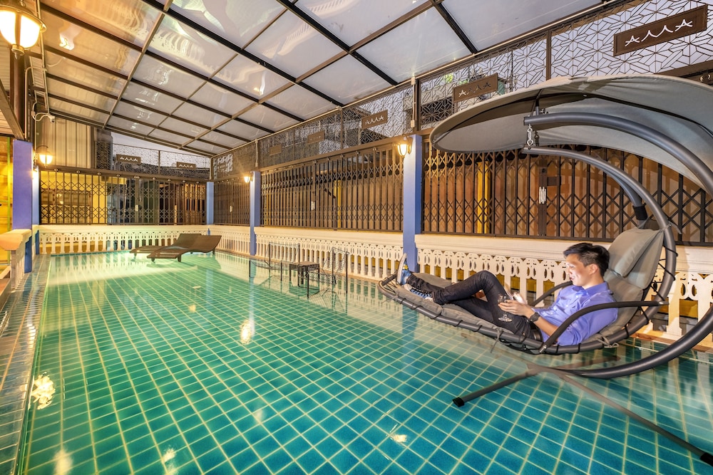 Ama Hostel Bangkok