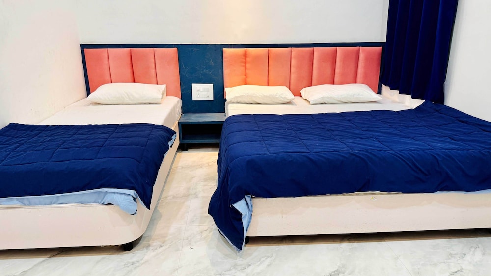 Hotel Raj Inn