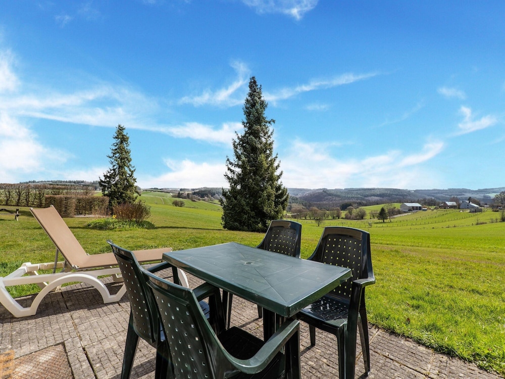 Holiday Home Les Hirondelle for 8 Persons