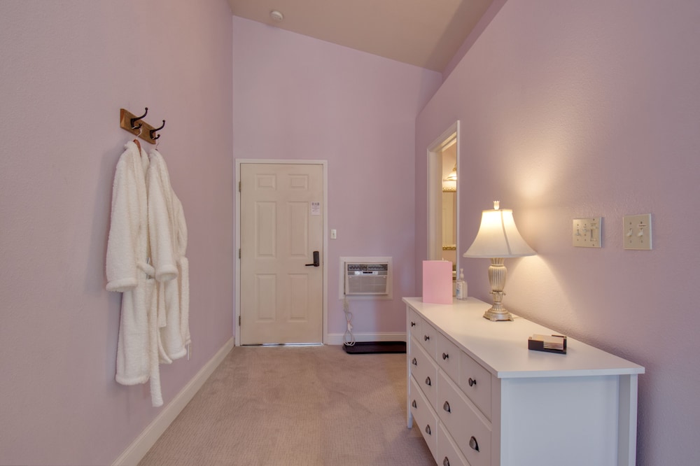 Castle Creek B&B