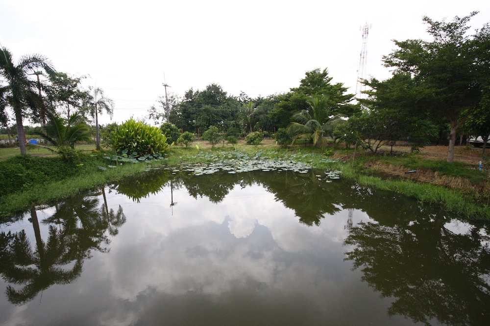 Baan Suan View Dee Homestay