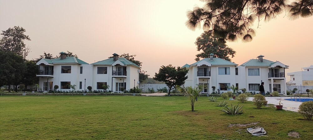 Corbett Platinum Heritage