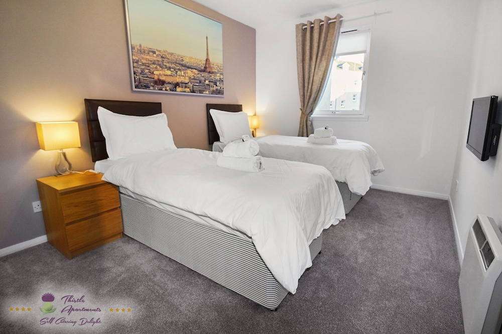 Thistle Apartments - City View Apartment