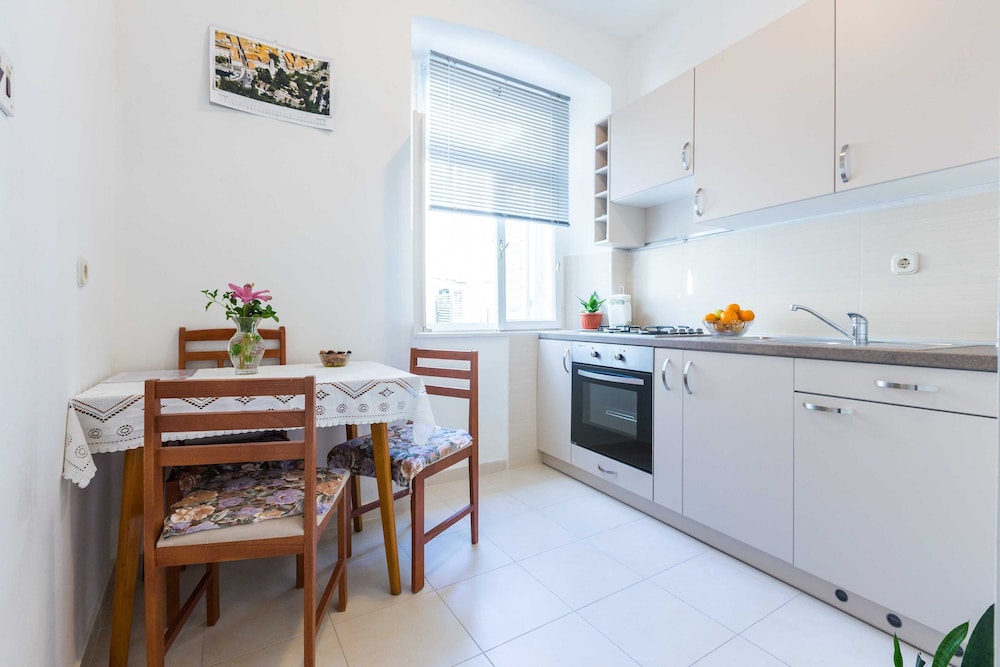 Secret & Stylish Hideaway Apartments Zadar Old Town
