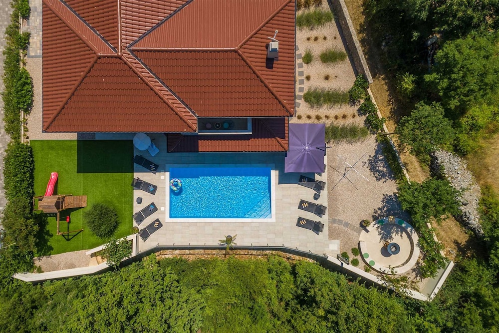 Villa Meraviglia With Private Pool