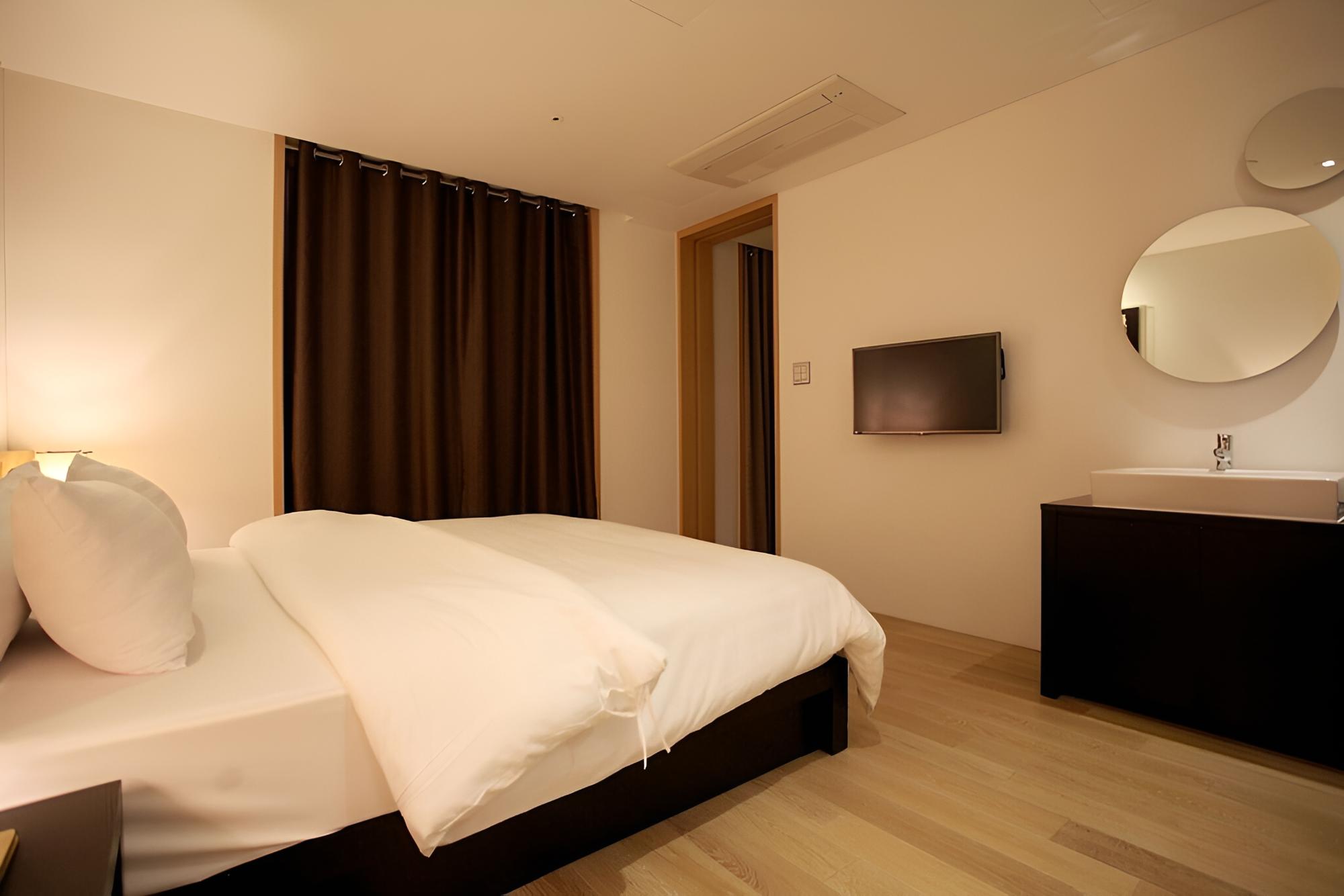 Incheon Ali Suite Hotel