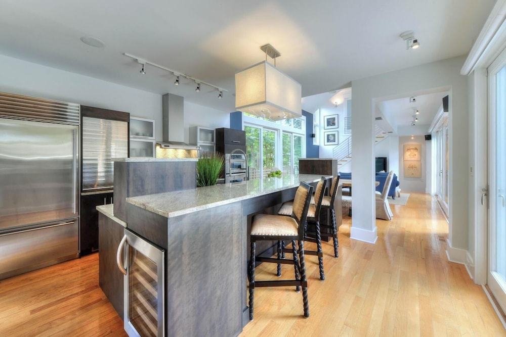 Hickman Street 214