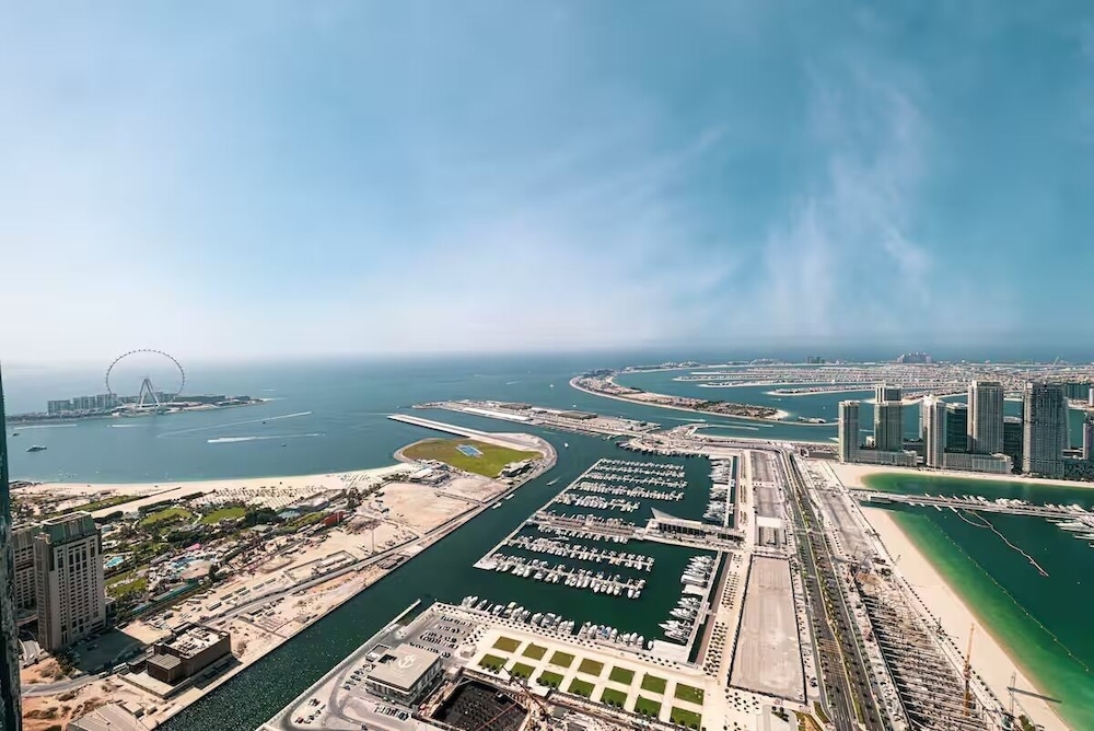 Princess Tower - Spectacular Sky Views