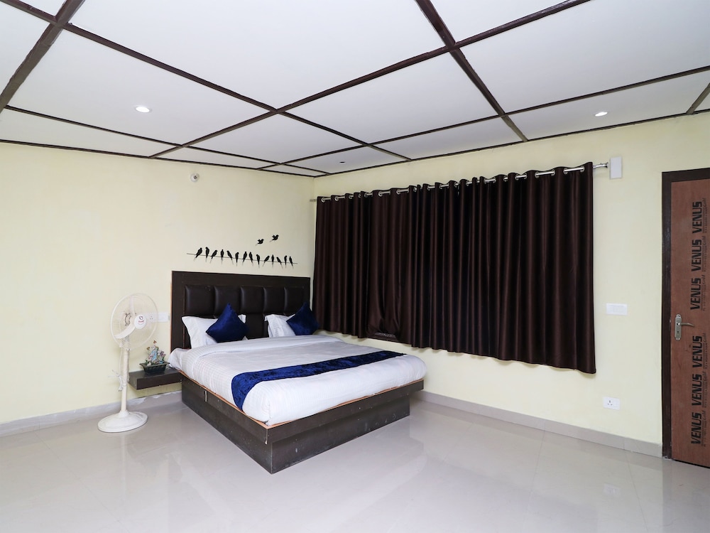 Dehradun Vacations - OYO 13673 Home Luxury 1RK Happy Valley - Property Image 18