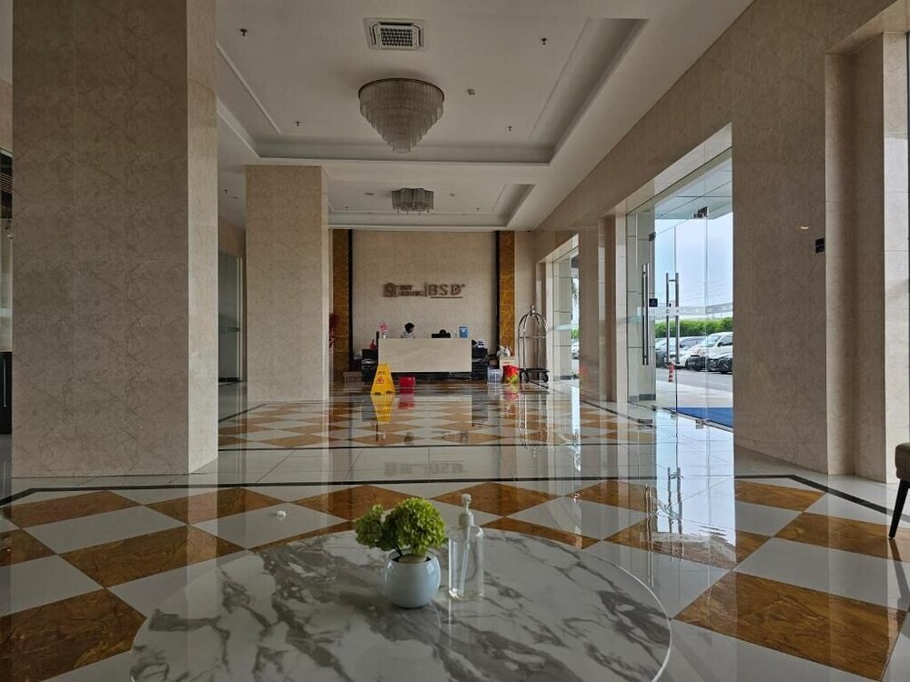 Sky House BSD by Kakarama Room view 4