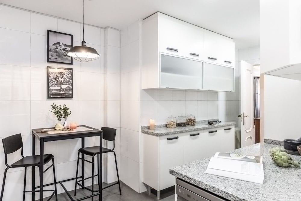 Arties - 4 Bedrooms Apartment in Almagro