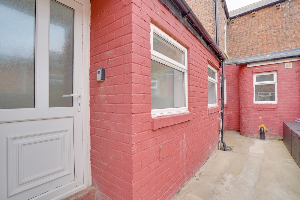 Furnished house Free parking 6 Guest view 5