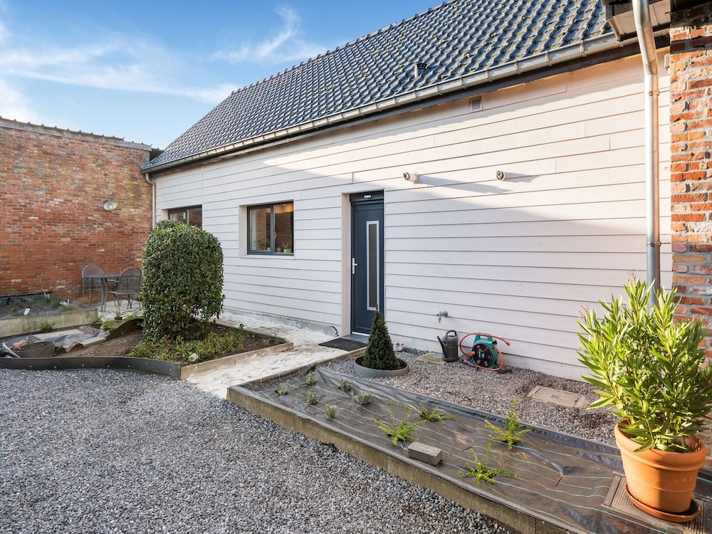 Herselt Garden Shed Retreat