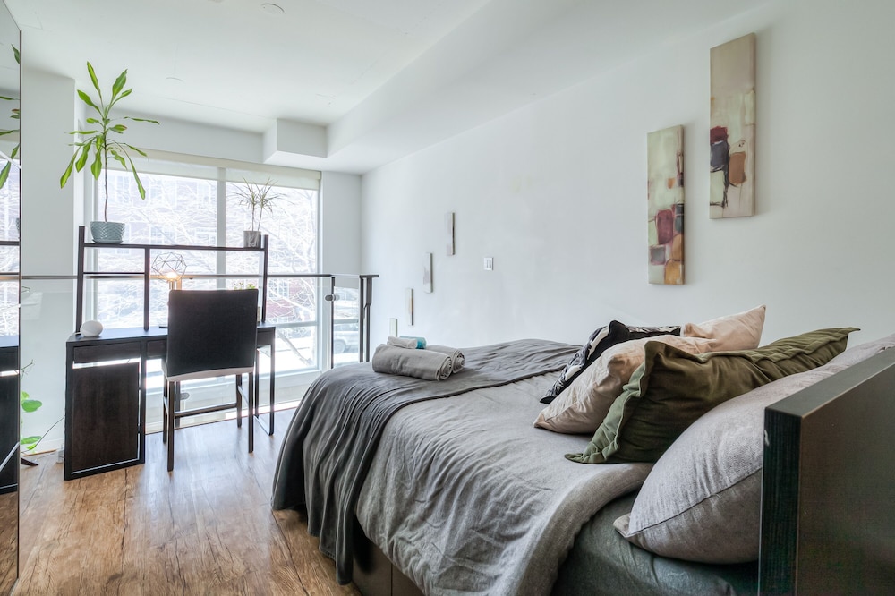 1 Shaw St Loft Suites