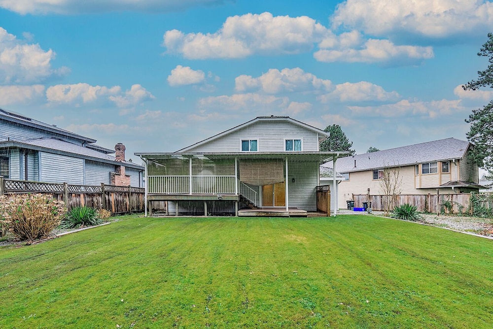 Vancouver Lake City Way Guesthouse