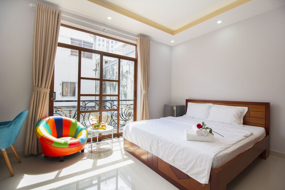 CBD Home - Home in Central - The Art