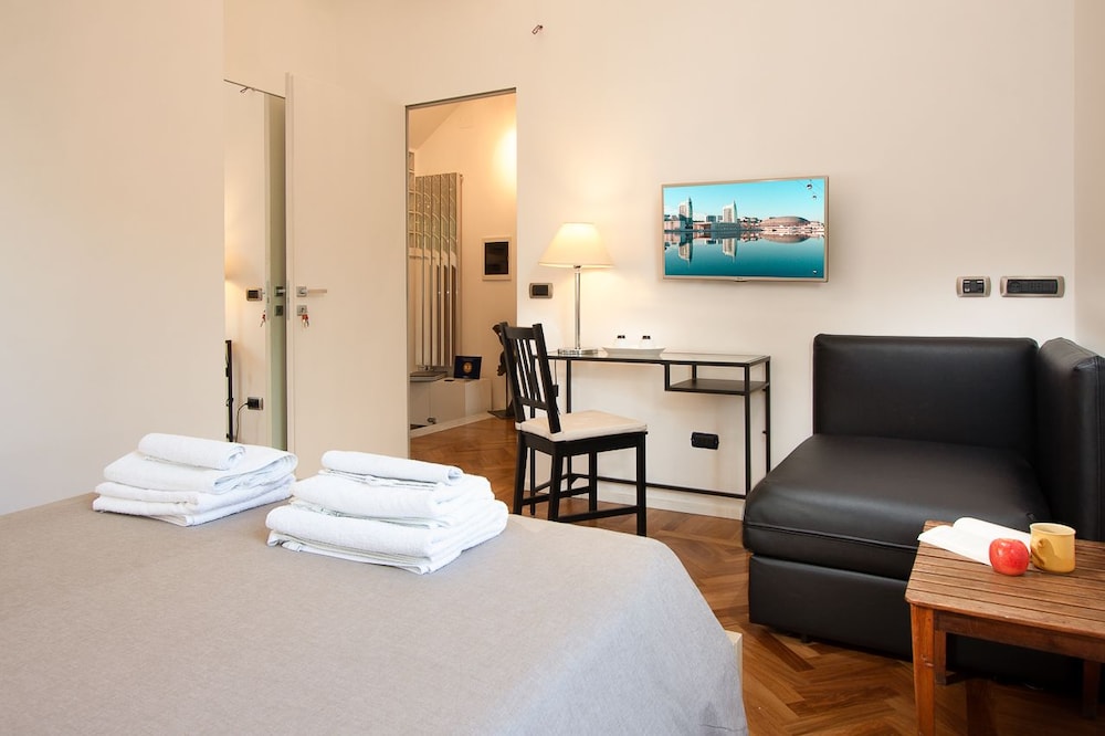 Room in Rome Isole