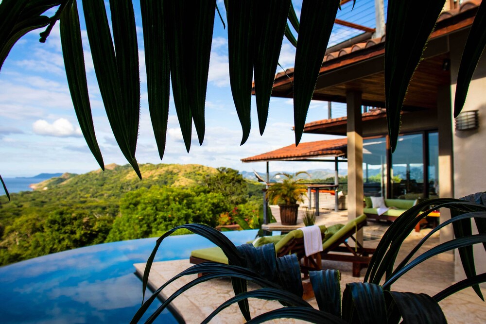 Luxury Home w/ Views & Infinity Pool: Near Beach!