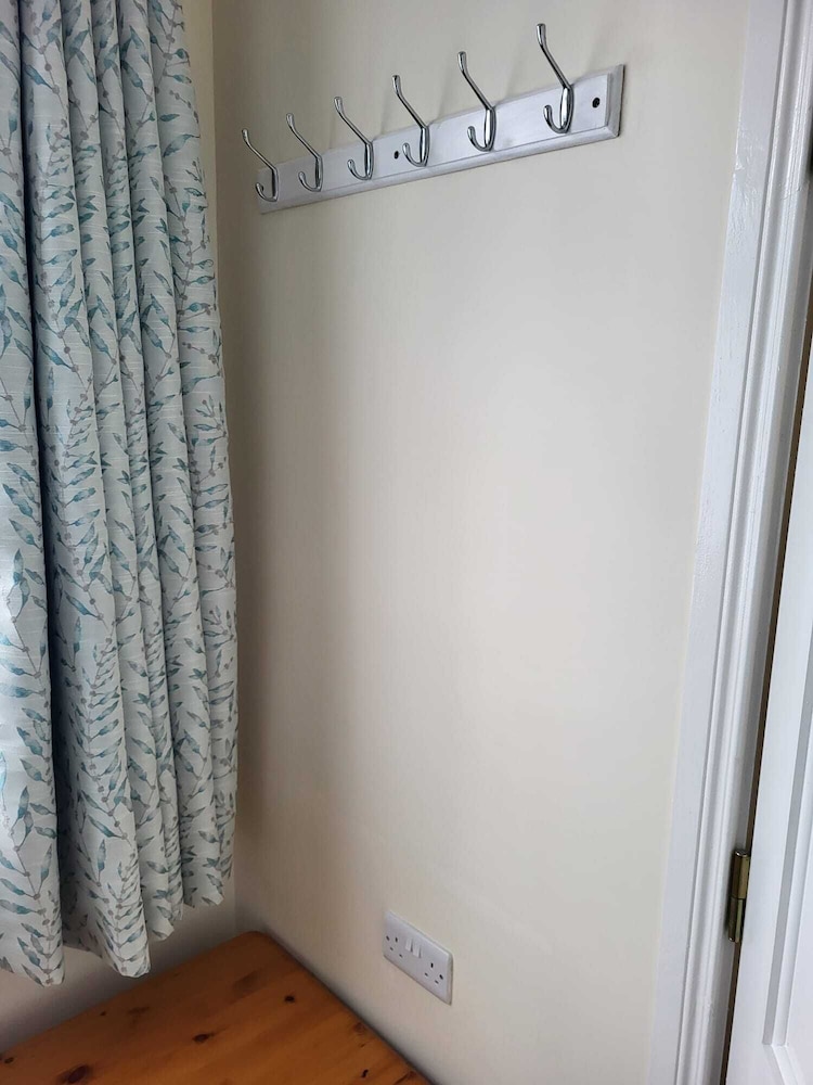 Ennis Vacations - Charming 1-bed Apartment in Barefield - Property Image 10