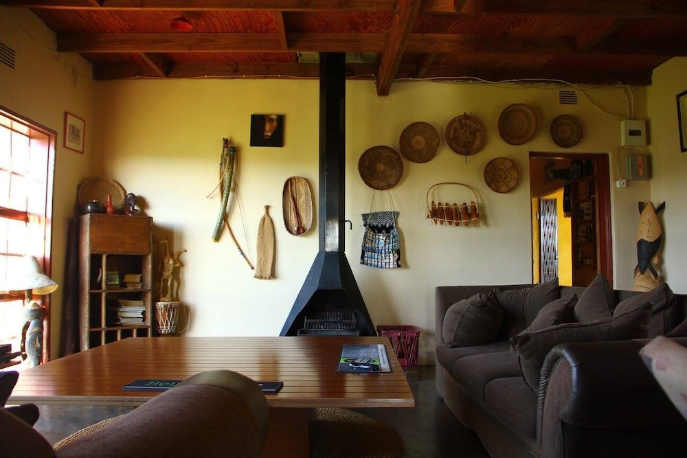 Sobantu Guestfarm  and Backpackers