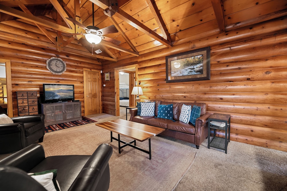 Fox Cabin