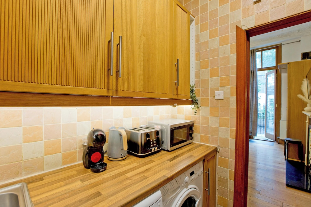Imperial Earls Court Apartments