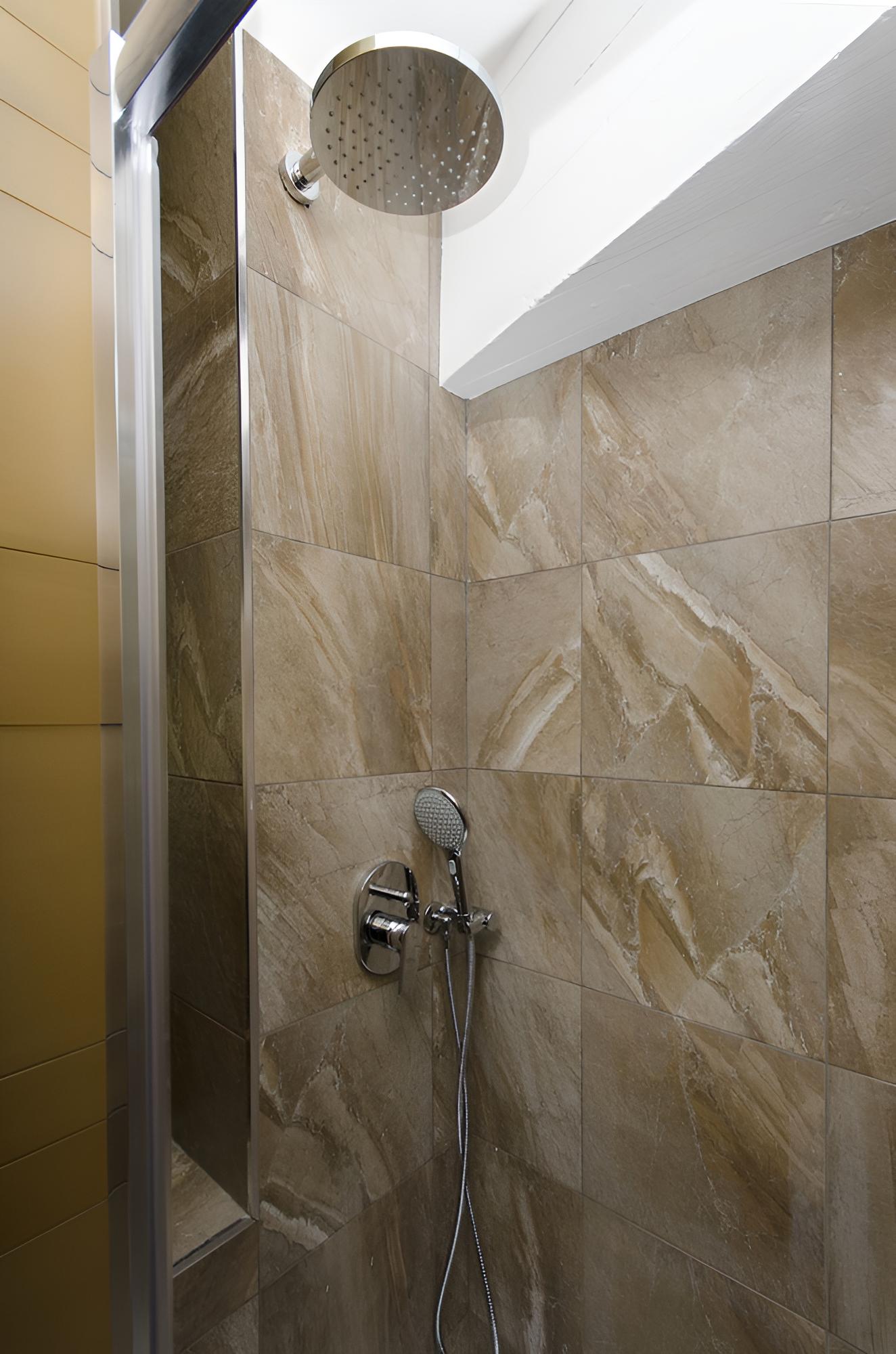 A14 Business Suites