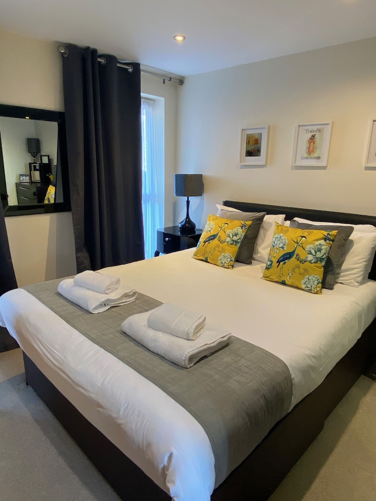 Aspire Apartments view 3