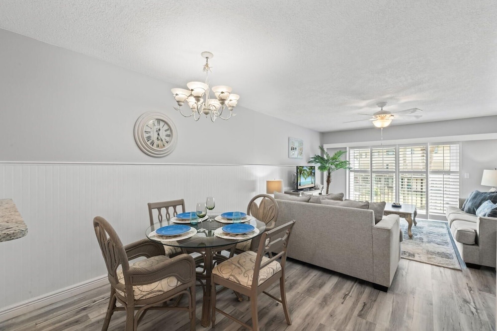 Blessed By The Sea Crescent Beach Activities 2 Bedroom Home