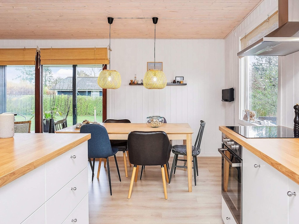 6 Person Holiday Home in Juelsminde